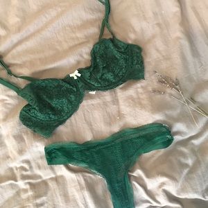 Forest Green Lace Bra & Pantie Set